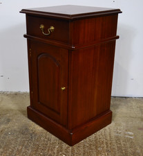 Mahogany Bedside Cabinet, Bedside Table, Pot Cupboard, Can Deliver