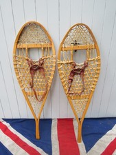 ANTIQUE VINTAGE OLD WOODEN  CANADIAN SNOWSHOES SKI CHALET ALPINE BAR LODGE EVENT