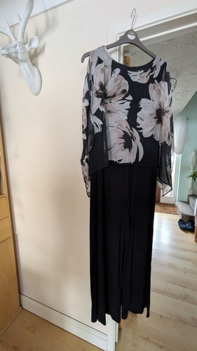 Ladies size co - 20, m&co