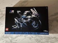 LEGO Technic BMW M 1000 RR