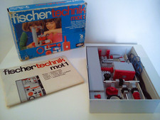 FISCHERTECHNIK ‘engine & Accessories Pack’ Ref: MOT1  99% complete.