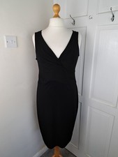 PEPPERBERRY Black Stretch V Neck Sleeveless Dress Size 14 Curvy-Really Curvy