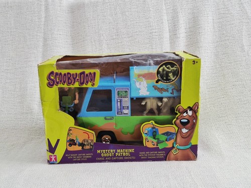Scooby doo mystery machine - scooby,