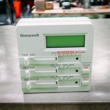 Honeywell ST699B1002 Central Heating & Hot Water 24 Hour 1 Day Timer Programmer