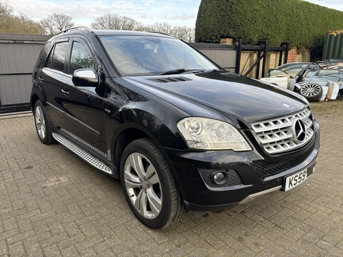 Mercedes ml350 2010 - mercedes,