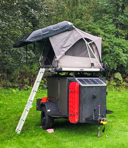 Overland camping trailer