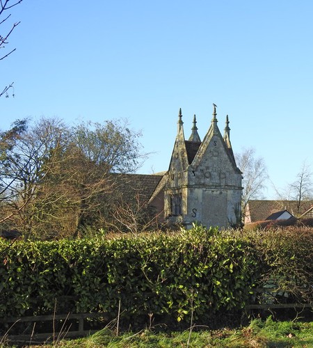 Photo hall farm folly - photo,