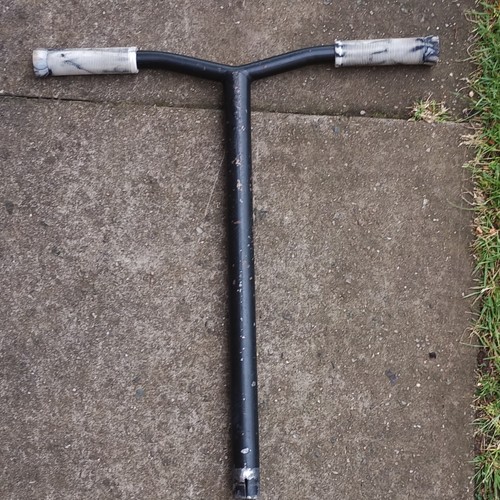 Black scooter bars - black,