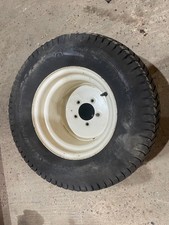 Front stud wheel - front, +