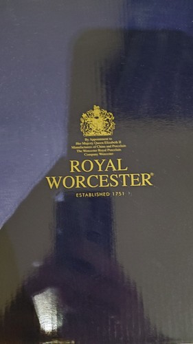 Royal worcester figurine - royal,