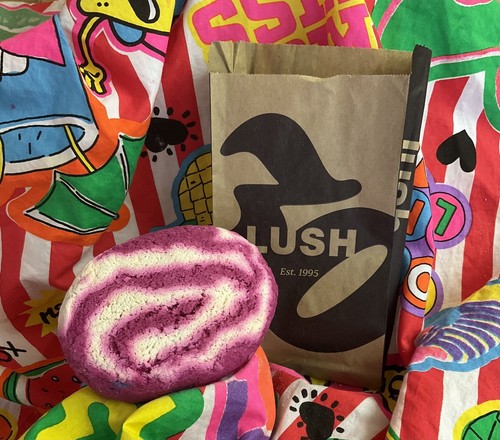 Lush the comforter bubble - lush,