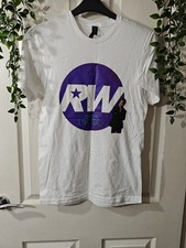 Robbie Williams Logo Essential