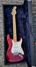 Stunning Fender Squier  Stratocaster  Korea 1998 Nr Mint cond hard case