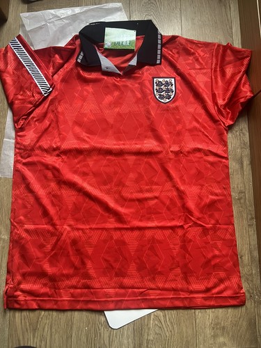 England score draw retro - score,