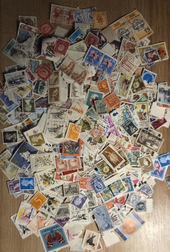 500 worldwide stamps lot - ​500+,