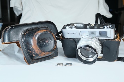 Minolta 35mm fixed lens - minolta,