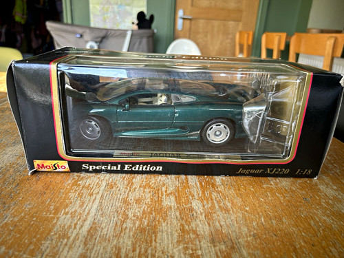 Maisto special edition jaguar - maisto,