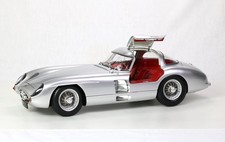 Preorder Q1/26 Le Grand Mercedes Benz SLR 300 KIT 1:8 Model Car LE105 KidBX