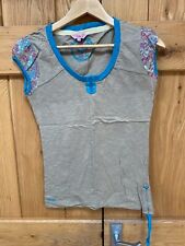 Woman's Fat Face Top