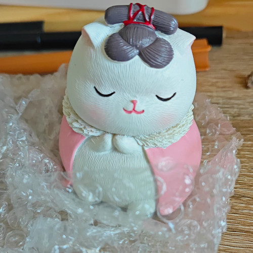 Cat resin figurine - figurine, effect