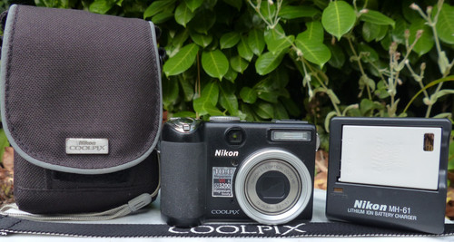 Nikon coolpix p5000 - nikon, 10mp