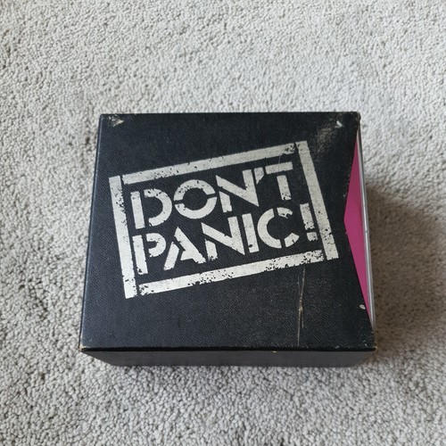 The hitchhiker guide - guide,