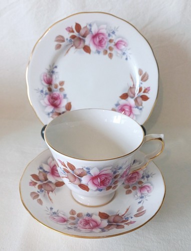 Queen anne bone china - x,
