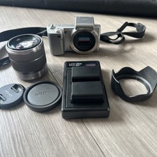 Sony Nex-5 14.2mp HD Digital Camera Silver With 3 Batteries, Charger & Sd Card