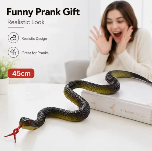 Fake rubber snake prank toy - fake,