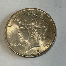 1923 USA Silver Peace Dollar (0.900)