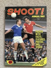 SHOOT! Annual 1982 #Vintage soccer illustrated Coppell Wilkins Keegan