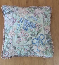 Gorgeous Vintage Embroidered