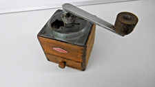 Old Coffee Grinder Greg Paris