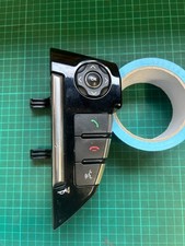 Discovery 4 Steering Wheel Audio Phone Controls DH22-13D767-HB Land Rover