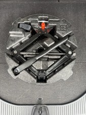 VAUXHALL MOKKA CAR JACK TOOL