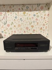 AKAI AT-M600 Quartz