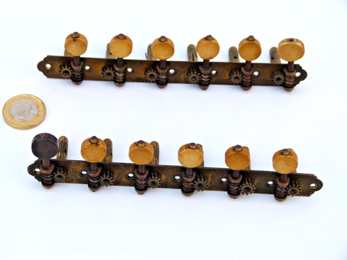 Antique string mandolin - 12,