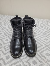 EUC Mens Black Timberland
