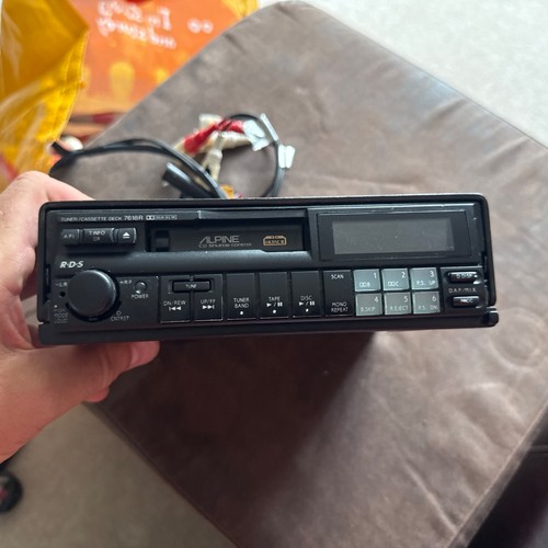Alpine 7618r car stereo with - stereo,
