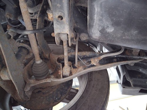 Rear left knuckle - rear, 2495501