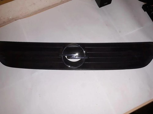 Opel astra estate f35 body - opel,