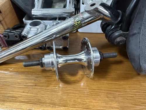 Suzue rear hub hole - hole, high