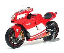 Minichamps 1/12 Scale 122