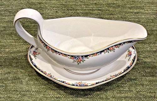 Wedgwood osborne gravy boat - gravy,