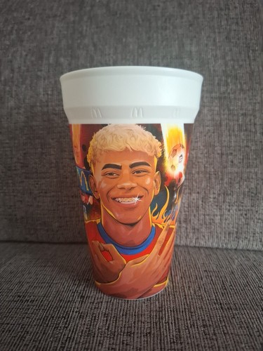 Lamine yamal mcdonalds fifa - lamine,