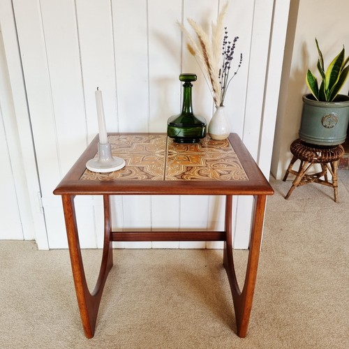 Plan astro teak side table - g,