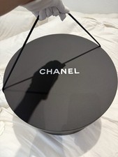 Chanel hat box - hat,
