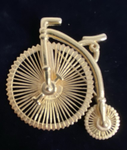 Monet bike brooch vintage gold - monet,