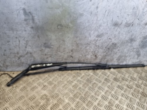 Mercedes sprinter wiper arm - mercedes,