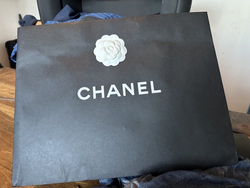 Chanel black paper gift - chanel, /